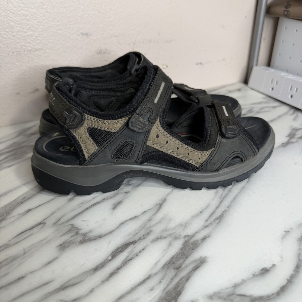 Ecco Women's Offroad Yucatan Sport Tan Black Nubuck Sandal Hiking US 9 EU 40